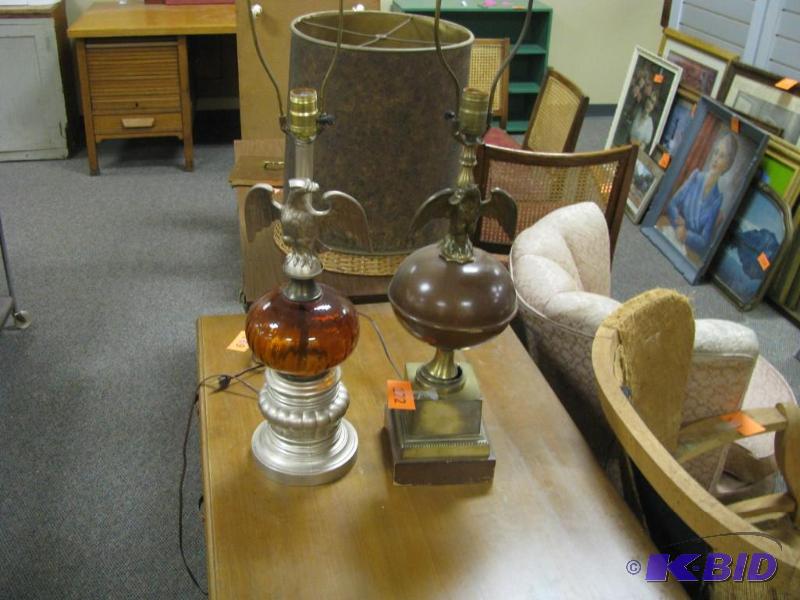 2 vintage eagle lamps, very patriot...