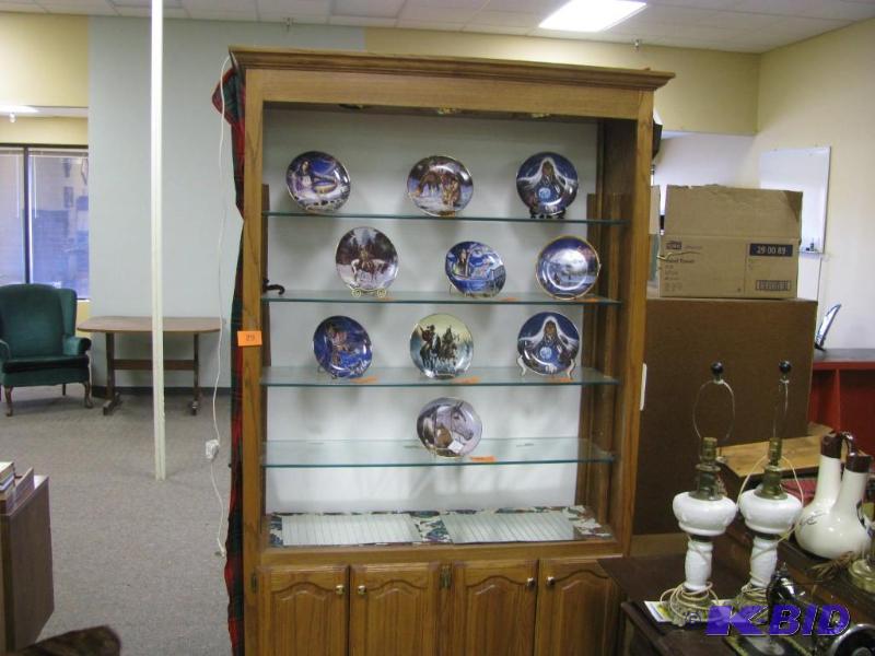 Tall display case glass shelves (co...