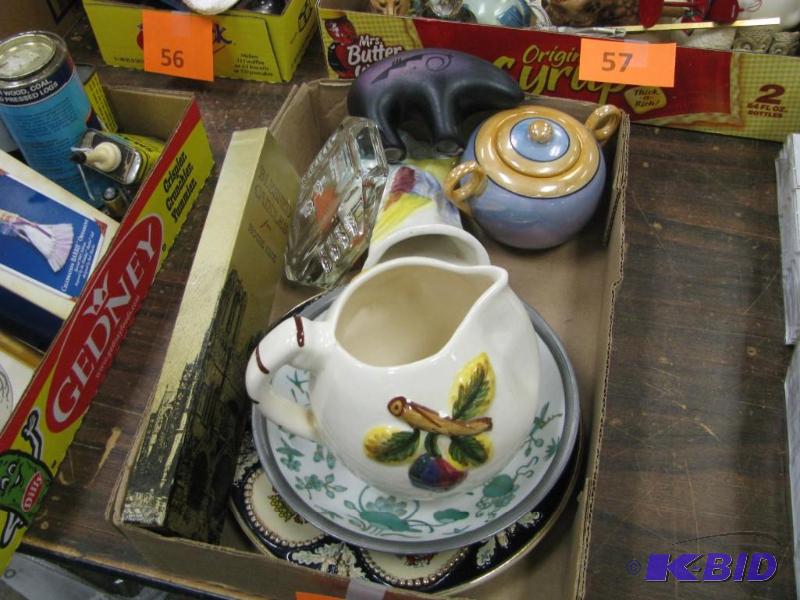 decorative collectible ashtray pitc...