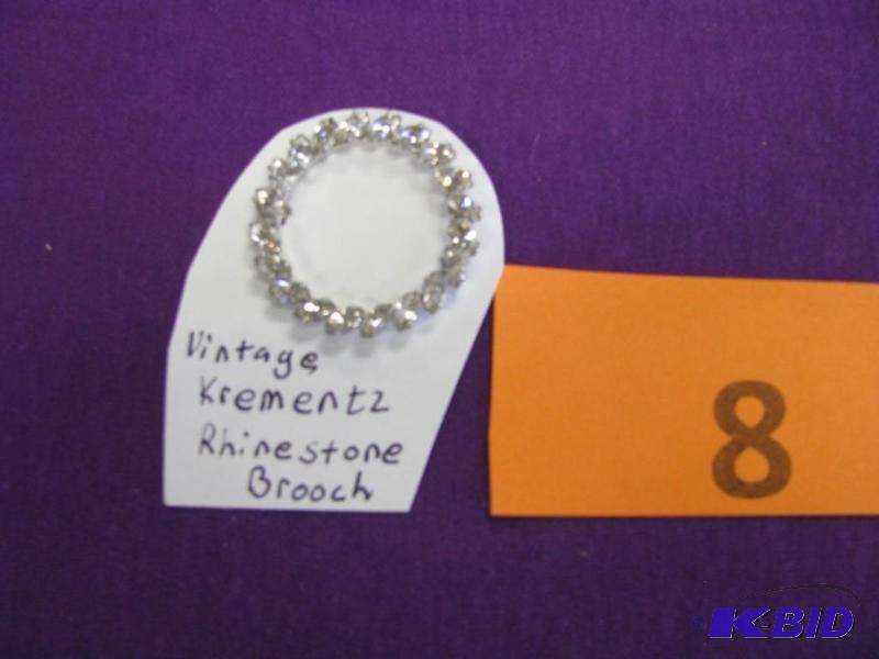 Vintage Krementz rhinestone brooch...