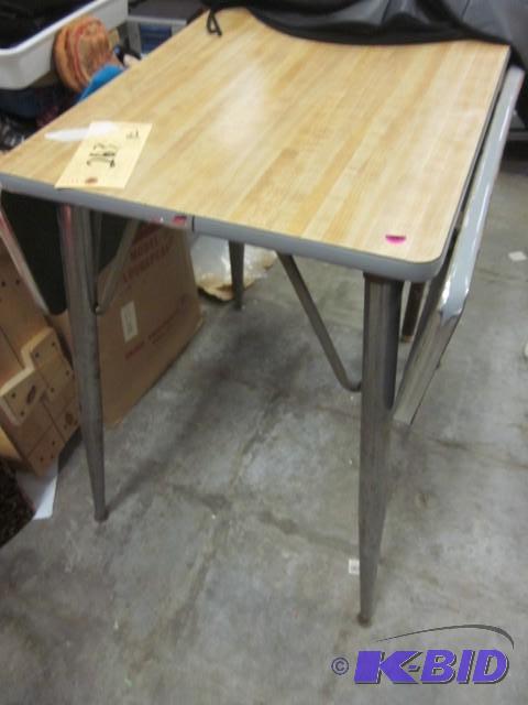 Drop leaf 1950s table with chrome ...