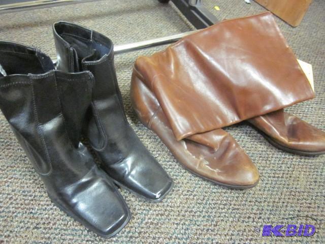 (2) Pairs of womens leather boots, ...