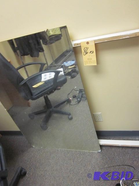 3 foot dresser mirror....