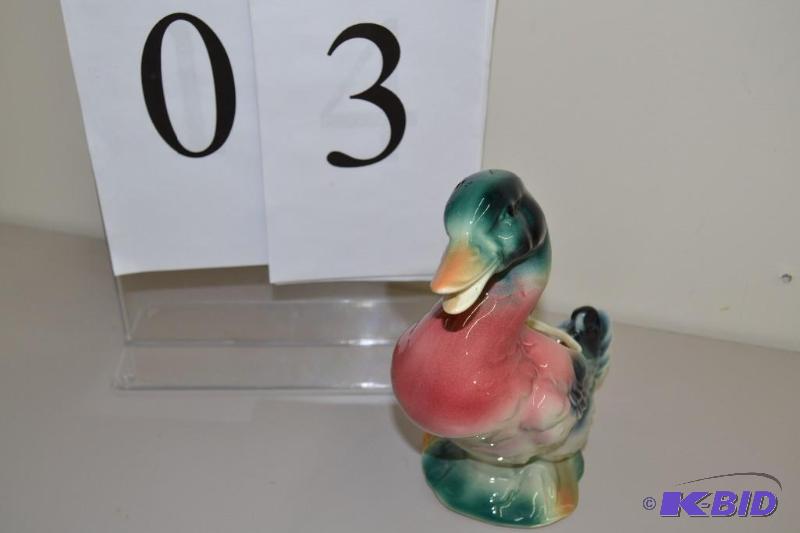 lot 3 image: Vintage Royal Copley Mallard Duck