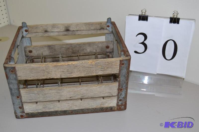lot 30 image: Vintage milk bottle crate