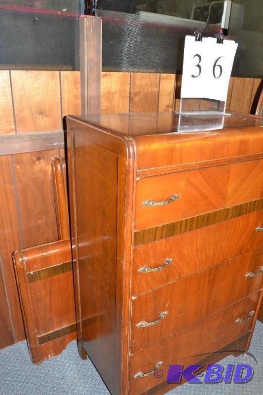 lot 36 image: Vintage highboy dresser & bed frame