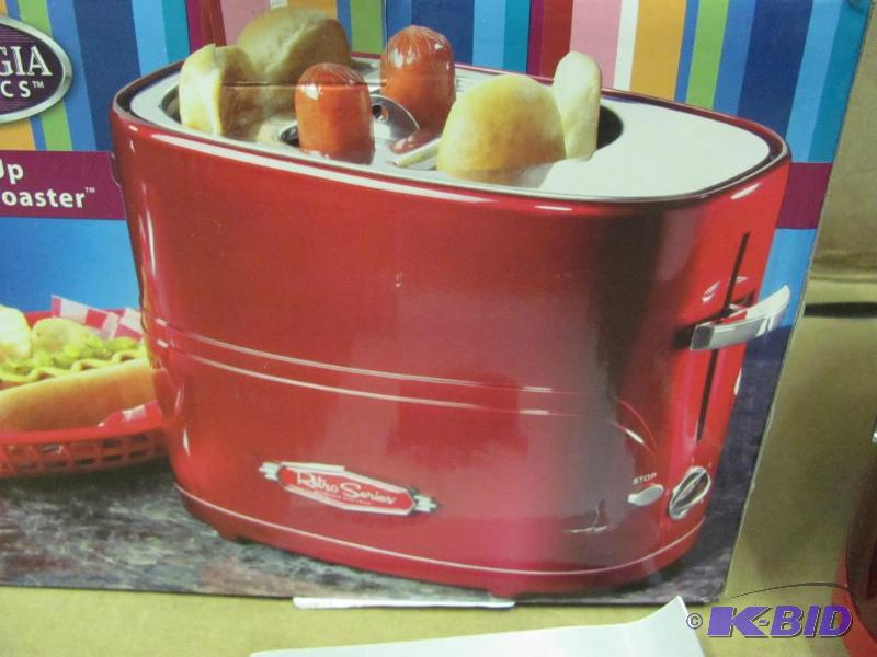 If you have a hot dog lover in the ...