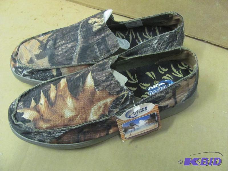 These NEW (with tags) ISLAND SURF C...