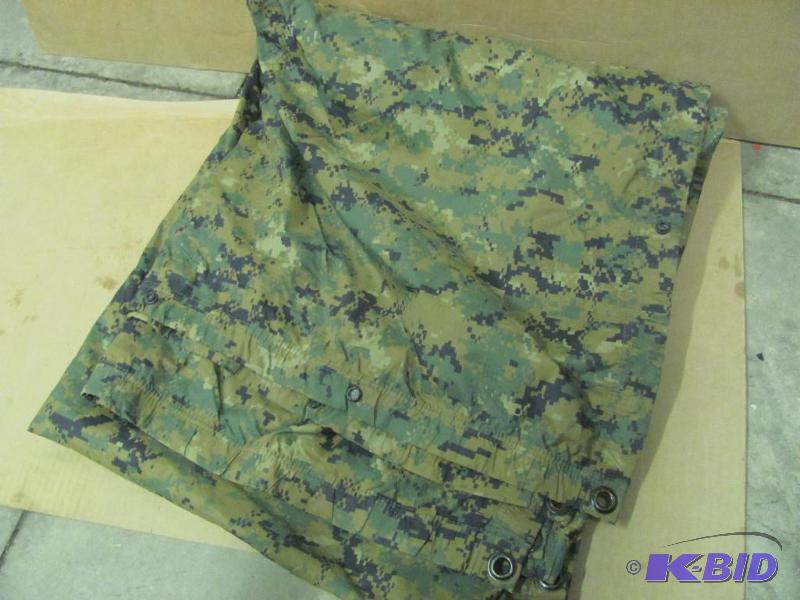 This US Military Reversible Camo Ta...