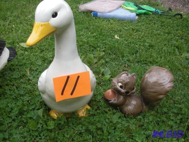 lot 11 image: GlassPorcelain white goose and squ...