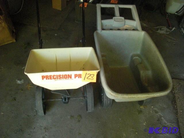 lot 128 image: Rubbermaid Plastic Wheel Barrow  ...