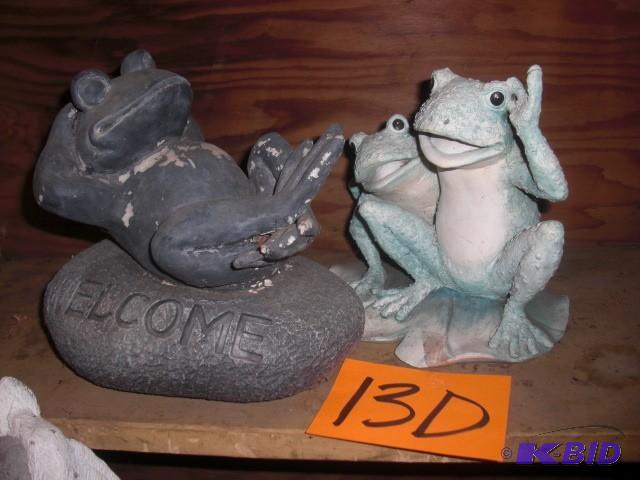 lot 13D image: 2, GlassPorcelain Frogs.. 7 in H...