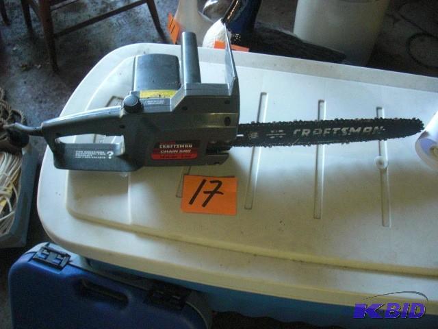 lot 17 image: 14 in Craftsman electric Chain Saw...