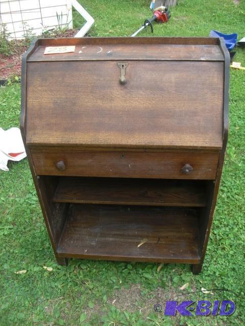 lot 28 image: Very nice secretary desk.. Solid wo...