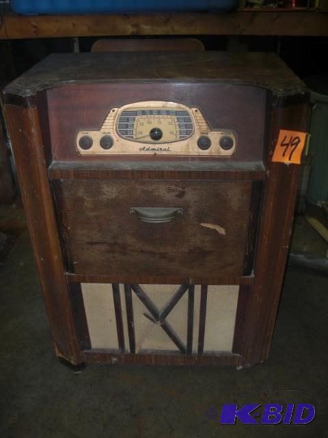 lot 49 image: ADMIRAL Upright RadioRecord Player...