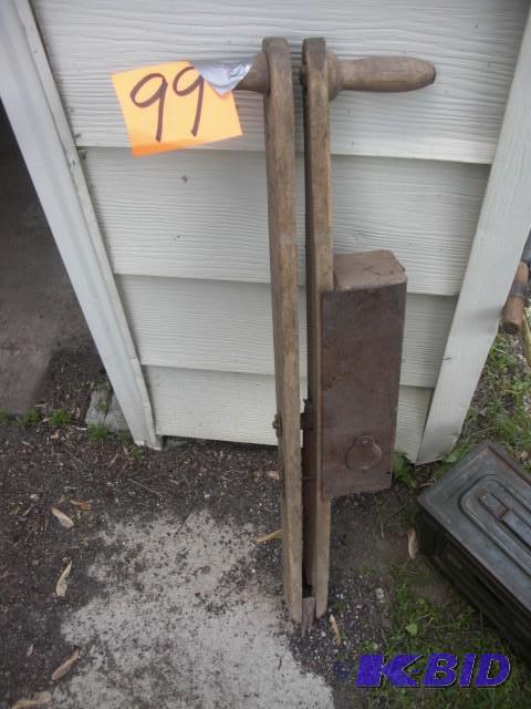 lot 99 image: Old fashion PUMPKIN SEEDER...