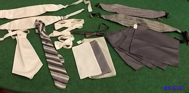 Lot Of Ivory &amp Grey Assorted Cu...