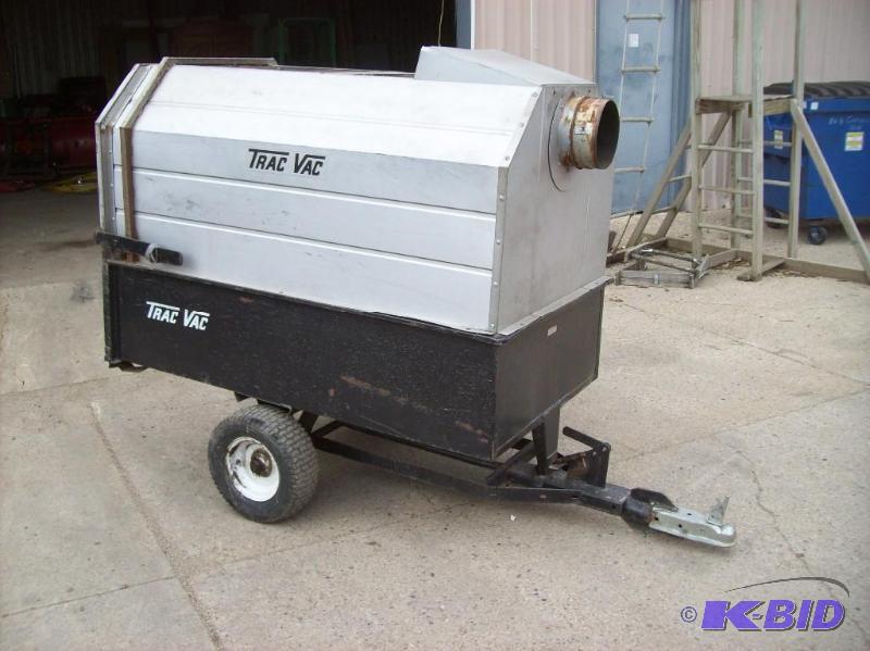 Trac Vac Leaf & Grass Collector