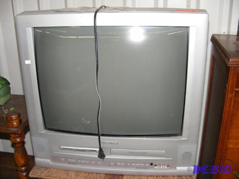 lot 150 image: Magnavox TV with built in DVD Playe...