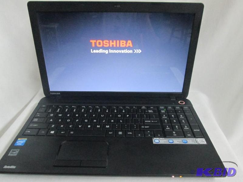 Toshiba Satellite 15.6 4GB Windows 8 Laptop