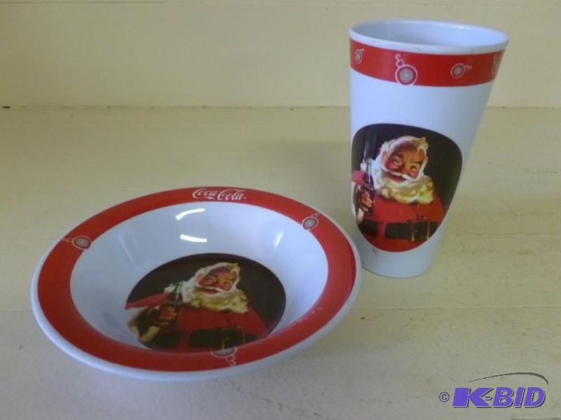 lot 150 image: Collectible Coca-Cola Santa heavy g...