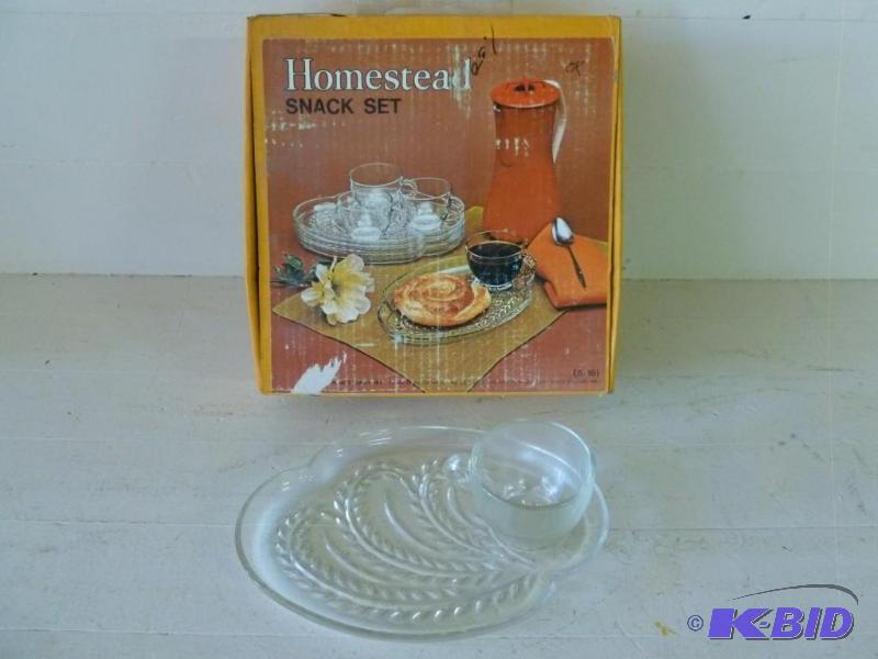 lot 231 image: Vintage Federal Glass Co. Homestead...