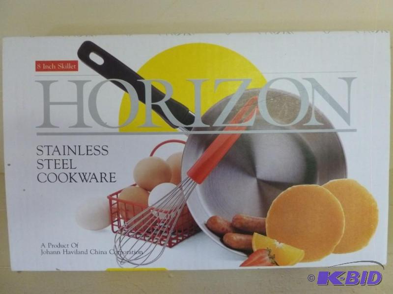 lot 252 image: Horizon 8" stainless steel ski...