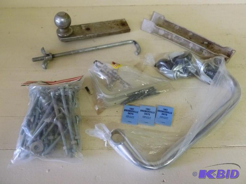 lot 289 image: This lot consists of a receiver hit...