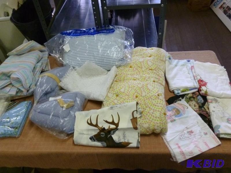 lot 351 image: Large lot of good bedding that incl...