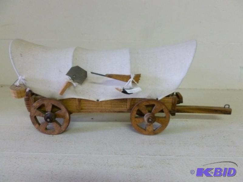 lot 387 image: Beautiful covered wagon mantle deco...