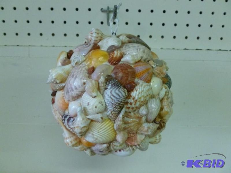 lot 388 image: Large sea shell hanging ball decora...