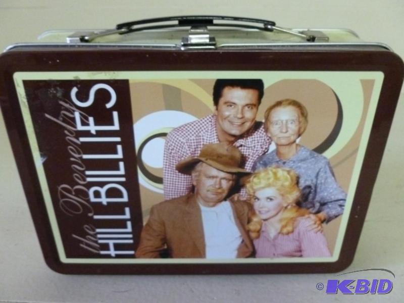 lot 43 image: The Beverly Hillbillies metal lunch...