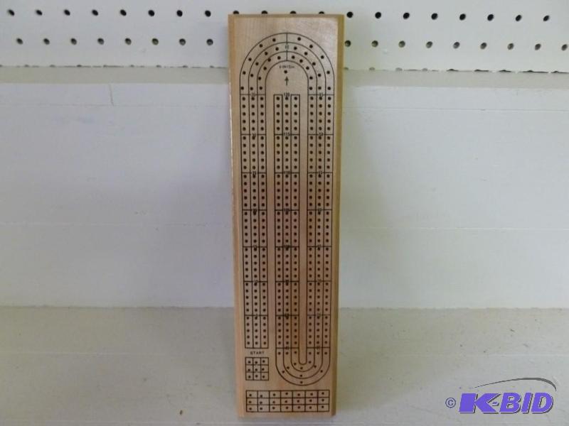 lot 65 image: Large wooden cribbage board with pe...