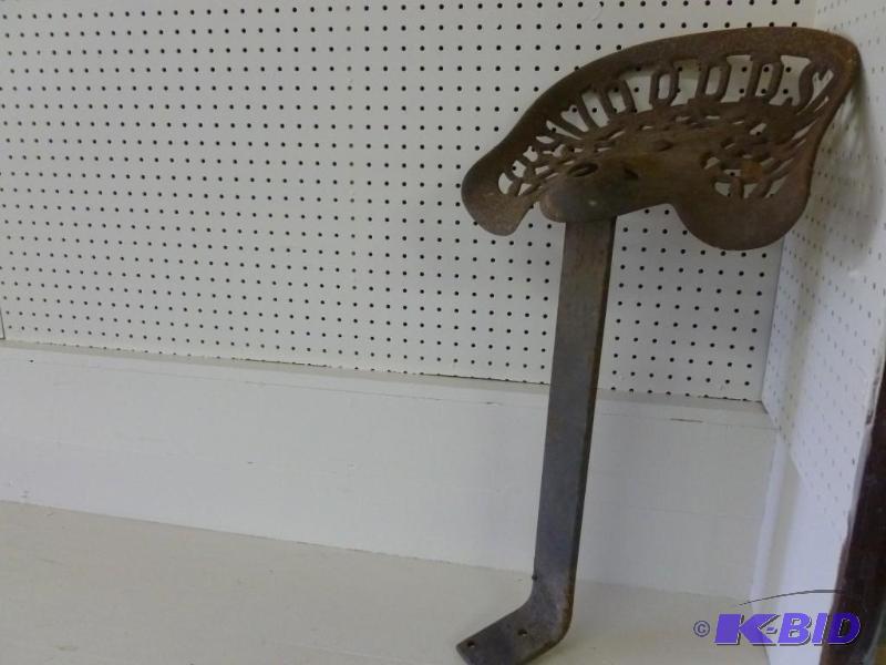 lot 7 image: Antique Dodds cast iron implement ...