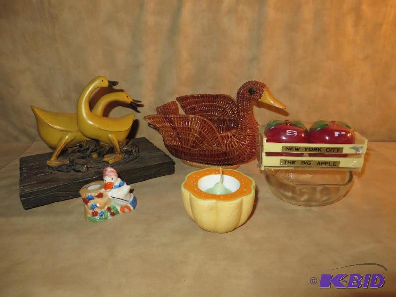 Ducks and apples....