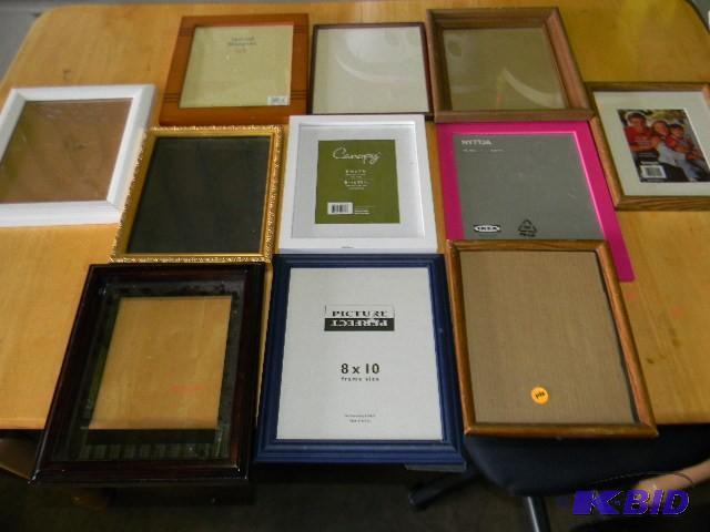 Lot of 11 picture frames...