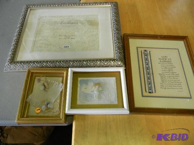 Lot of 4 wall decor...