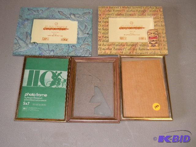 Lot of 5 picture frames...