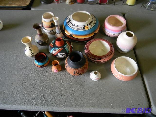Lot of 20 pottery pieces...
