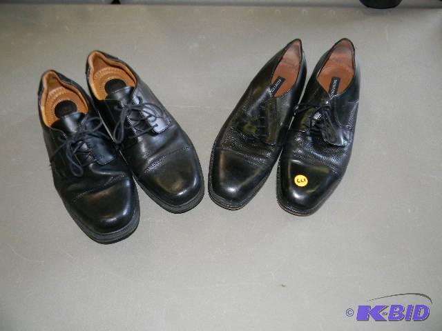 Two pairs of mens dress shoes - Bo...