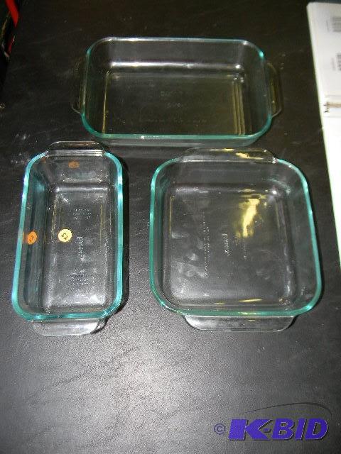 Pyrex glass ware - 3 pieces...