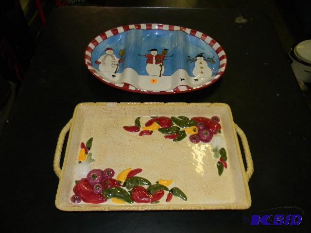 Lot of 2 serving trays - one pepper...