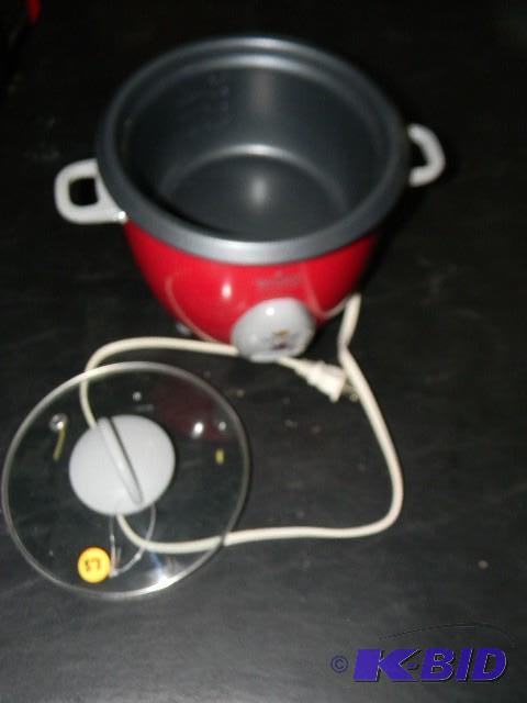 Rival 6-cup rice cooker...