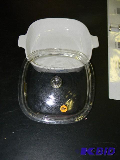 Corning ware casserole dish with li...