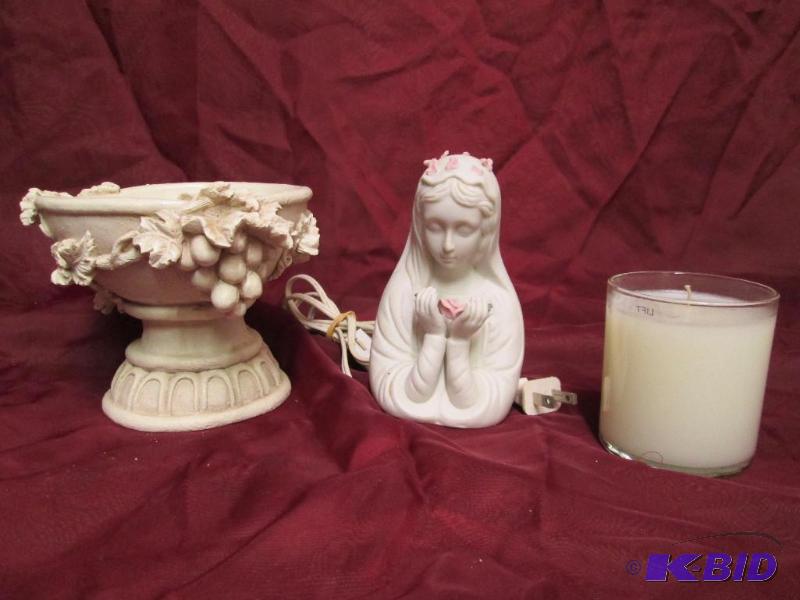 Lighted bisque praying Mother, plan...