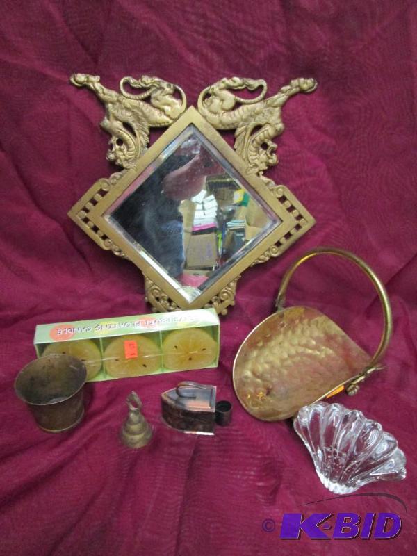 Brass and brass look home decorativ...