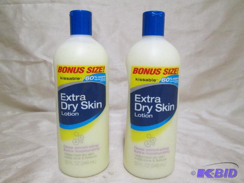 Pair of 32 fl oz extra dry skin lot...