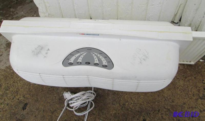 Window fan by Lakewood, with exhaus...