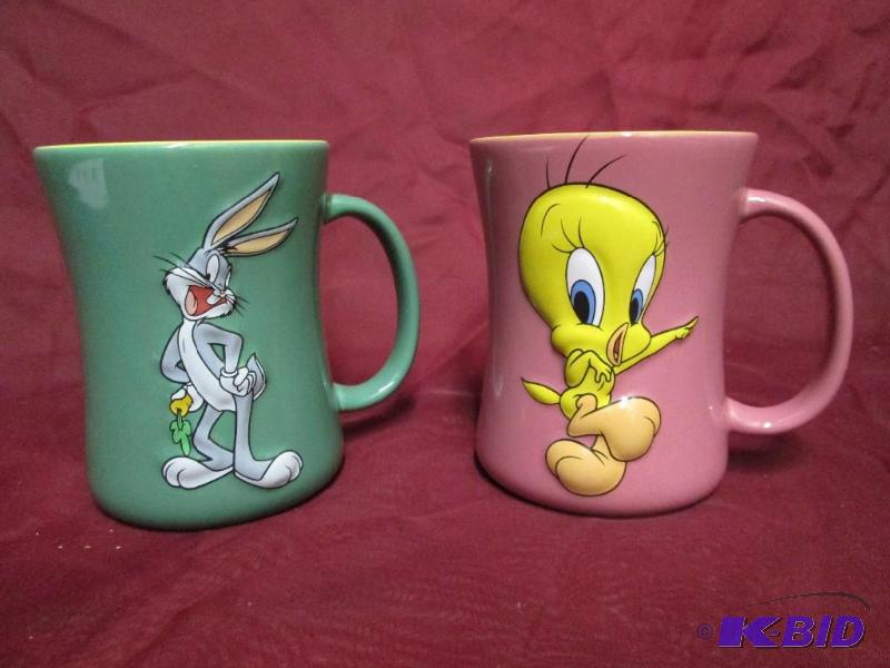 Avon Looney Tunes mugs. Tweetie and...