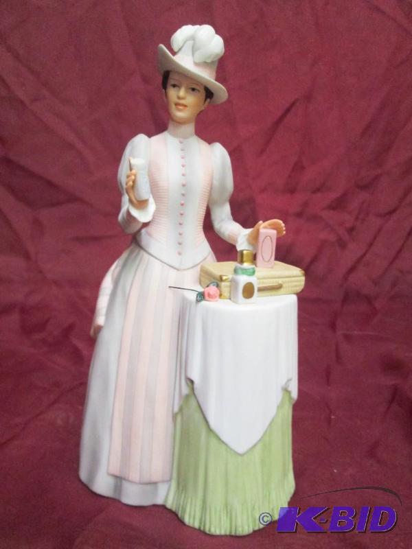 1984 Albee Award figure from Avon. ...